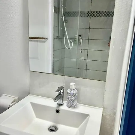 2 Pièces - Place Morny *